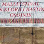 Mali festival folklora i batine